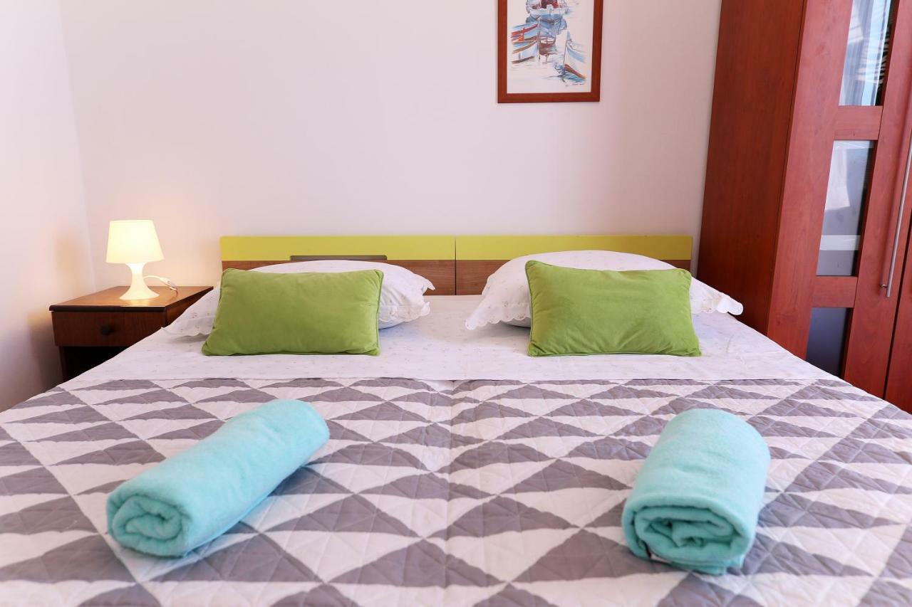 Apartments Anka Rtina Bagian luar foto