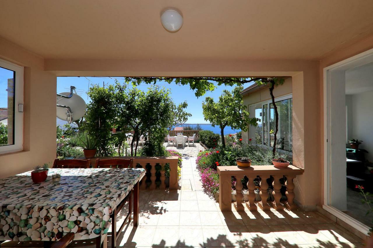 Apartments Anka Rtina Bagian luar foto