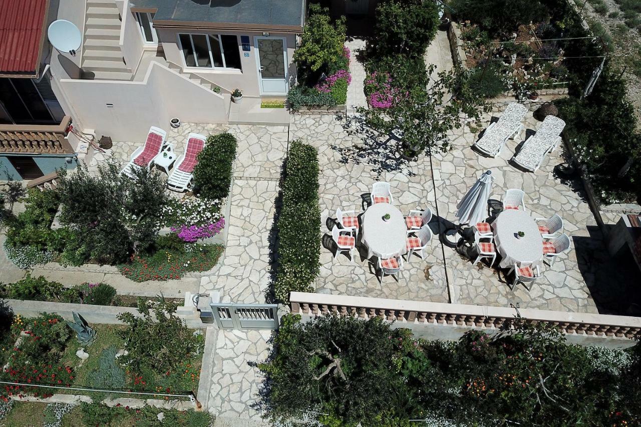 Apartments Anka Rtina Bagian luar foto